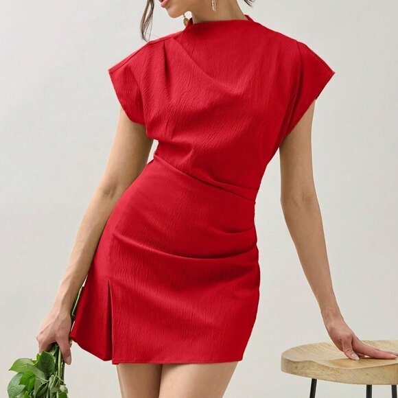 Red Elegant Women's Pleated Collar Short Sleeve Blouse - Picture 4 of 6